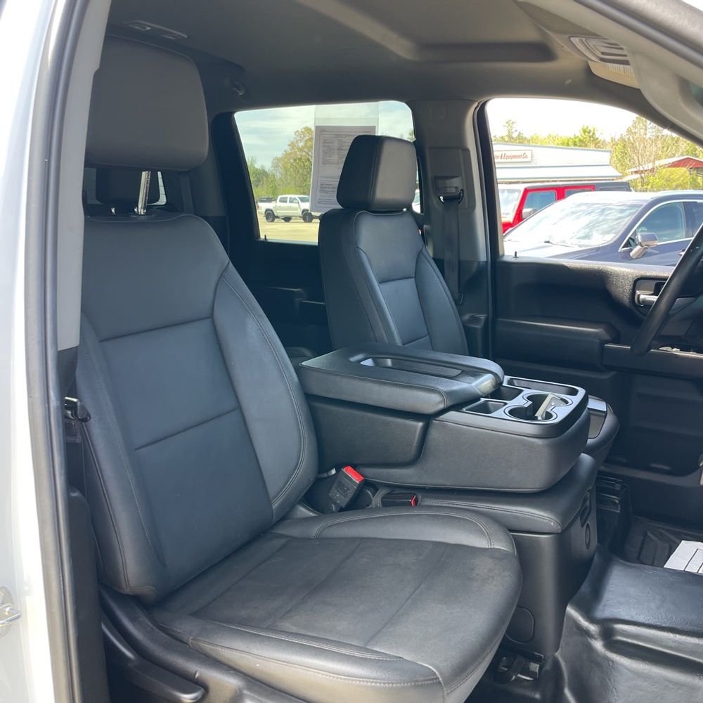 2024 Chevrolet Silverado 3500HD CC Work Truck