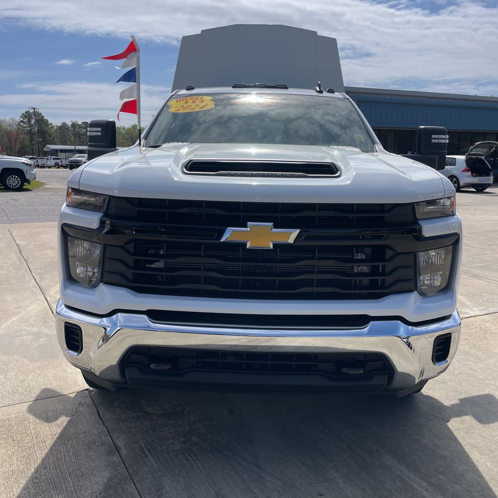 2024 Chevrolet Silverado 3500HD CC Work Truck