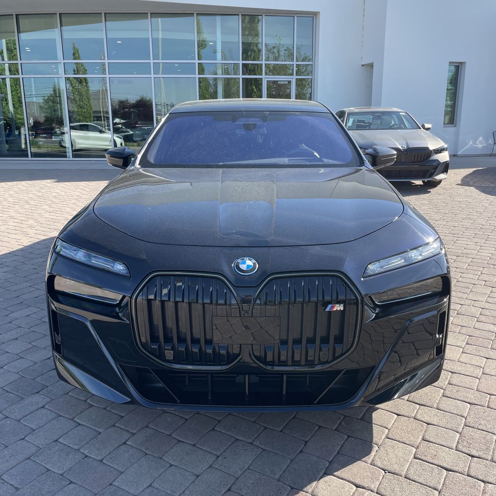 2024 BMW i7 M70