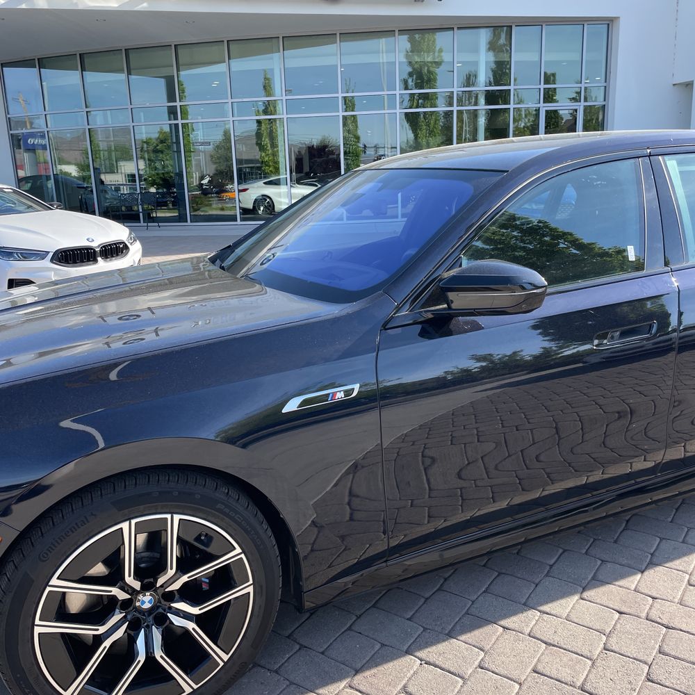 2024 BMW i7 M70