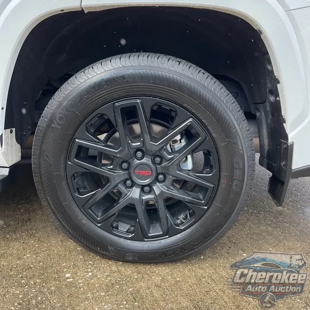 2024 Toyota Sequoia SR5