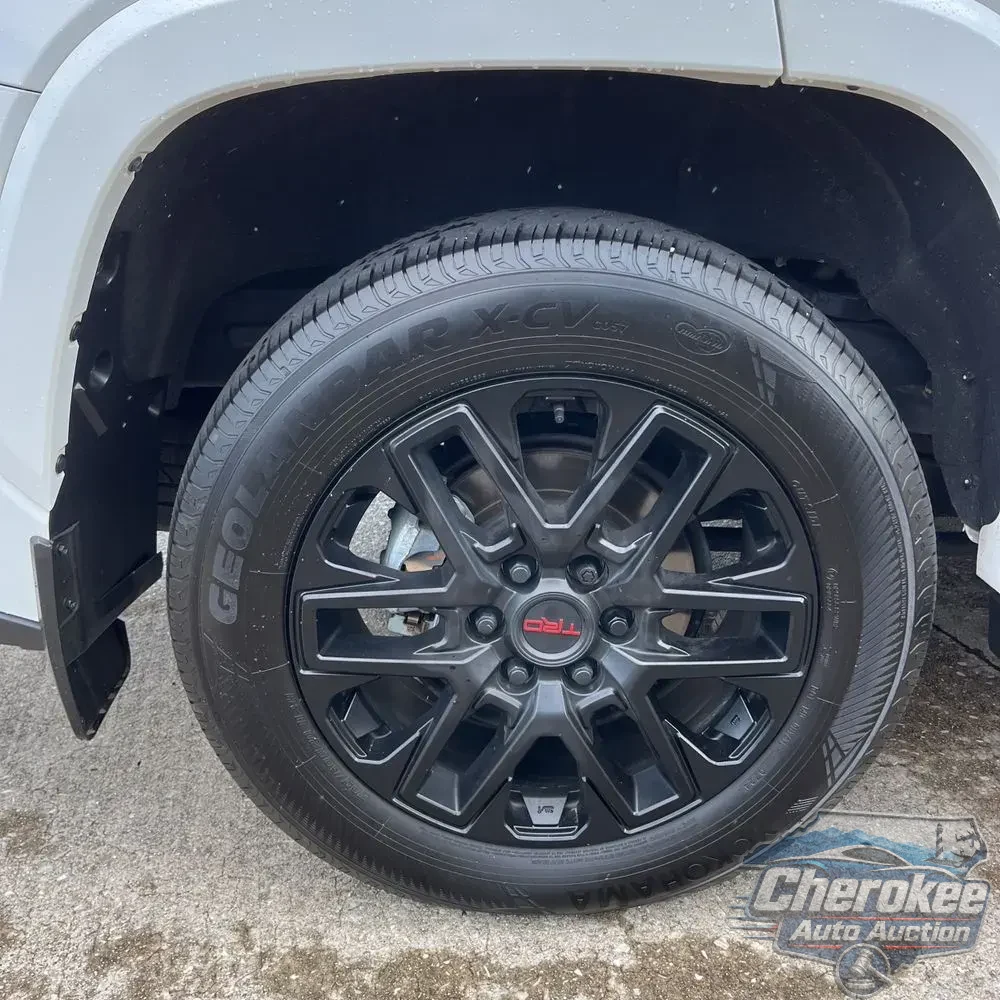 2024 Toyota Sequoia SR5