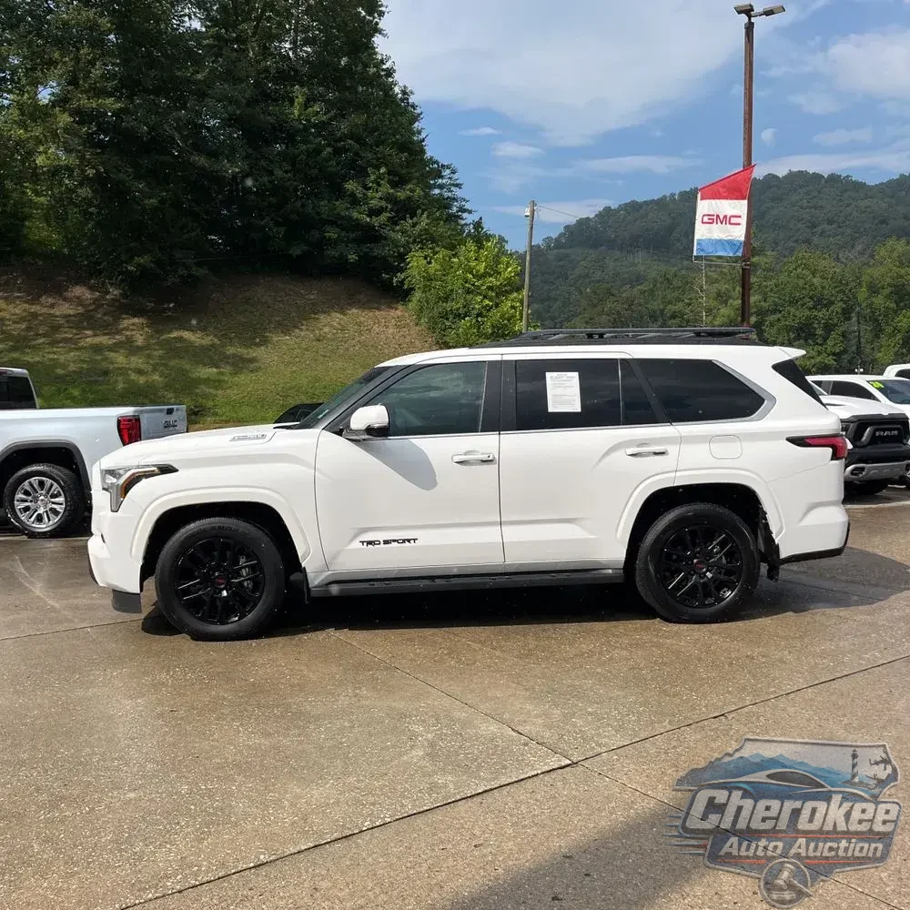 2024 Toyota Sequoia SR5