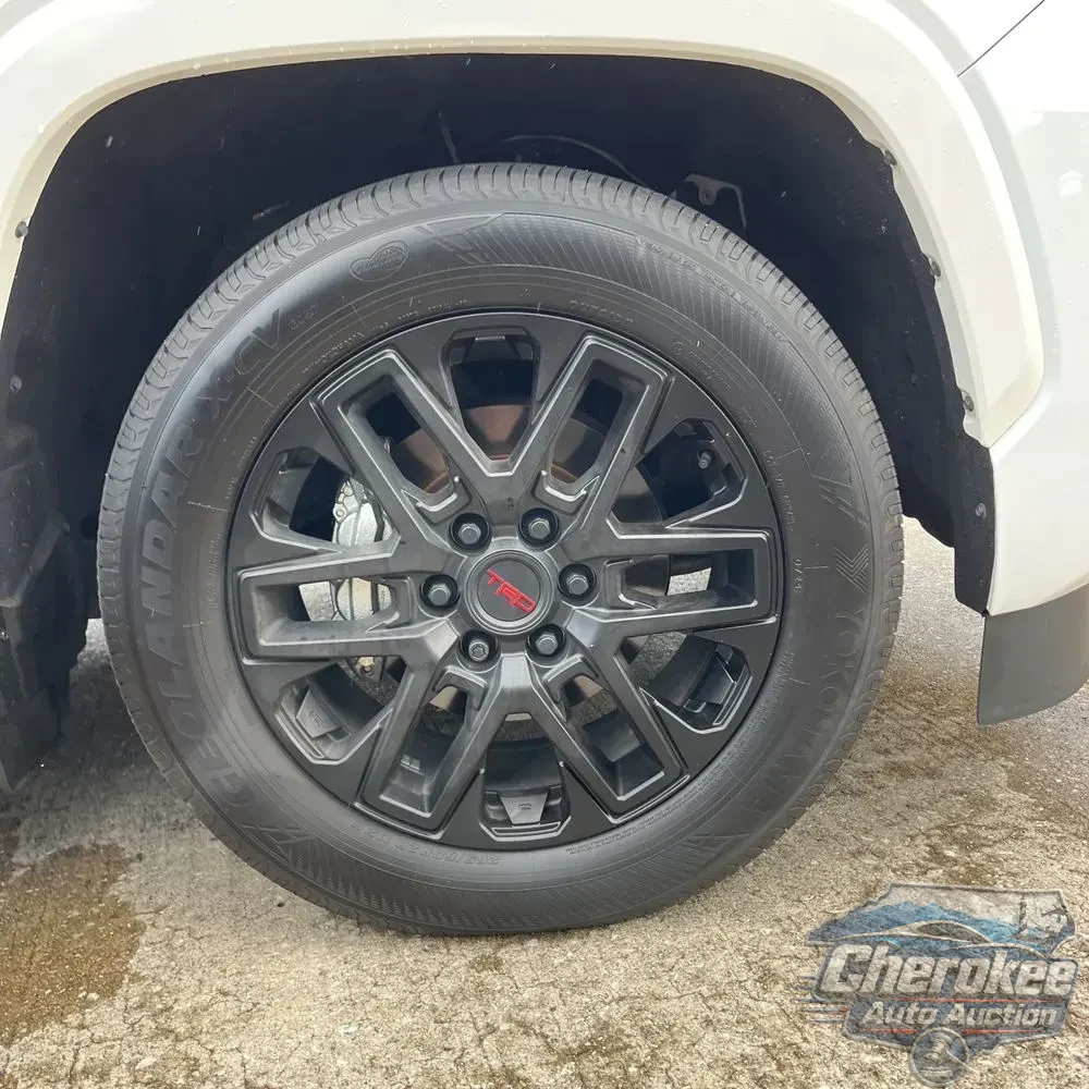 2024 Toyota Sequoia SR5