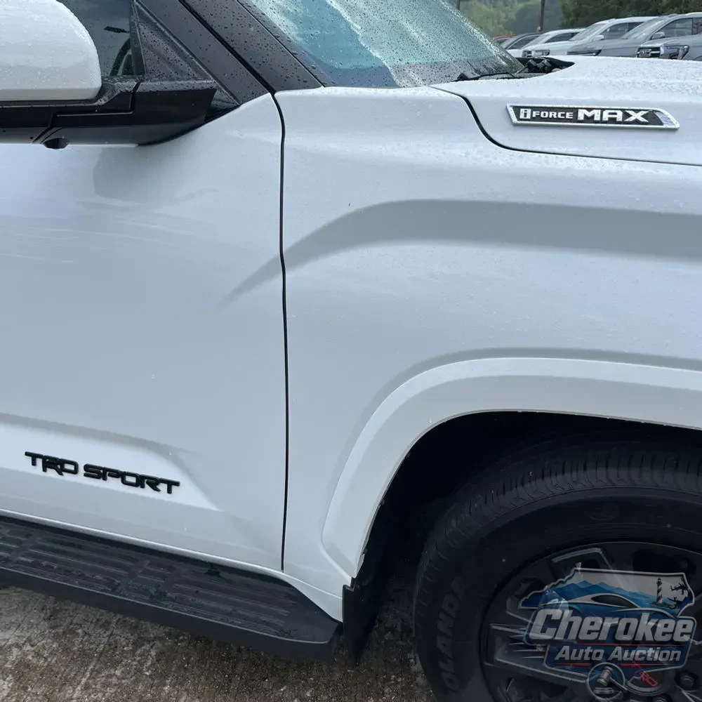 2024 Toyota Sequoia SR5