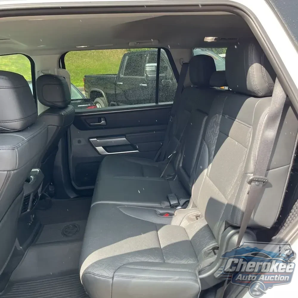 2024 Toyota Sequoia SR5