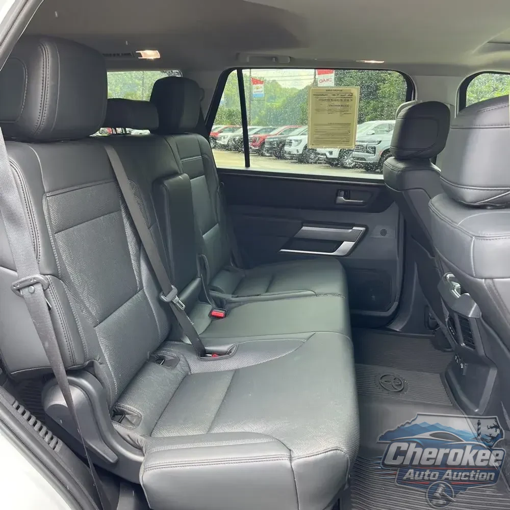 2024 Toyota Sequoia SR5