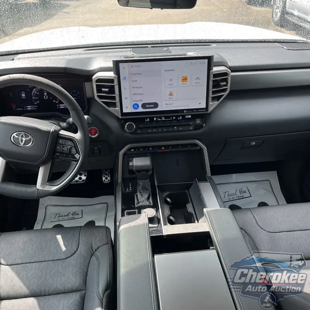 2024 Toyota Sequoia SR5