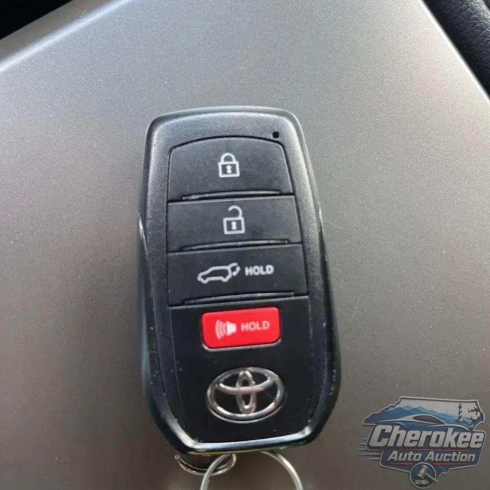 2024 Toyota Sequoia SR5