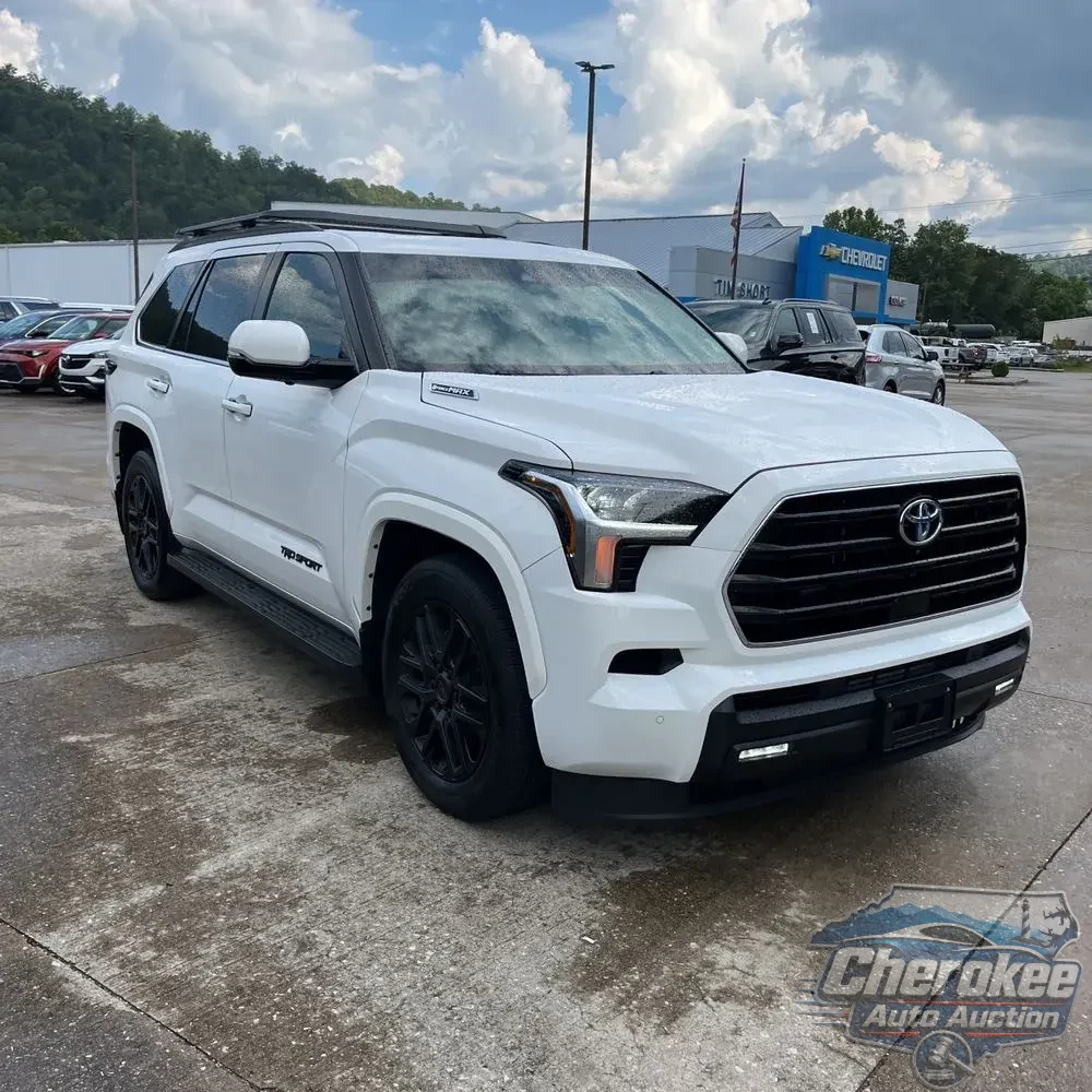 2024 Toyota Sequoia SR5