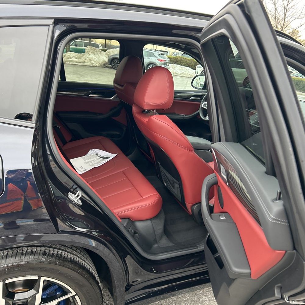 2024 BMW X3 M40i