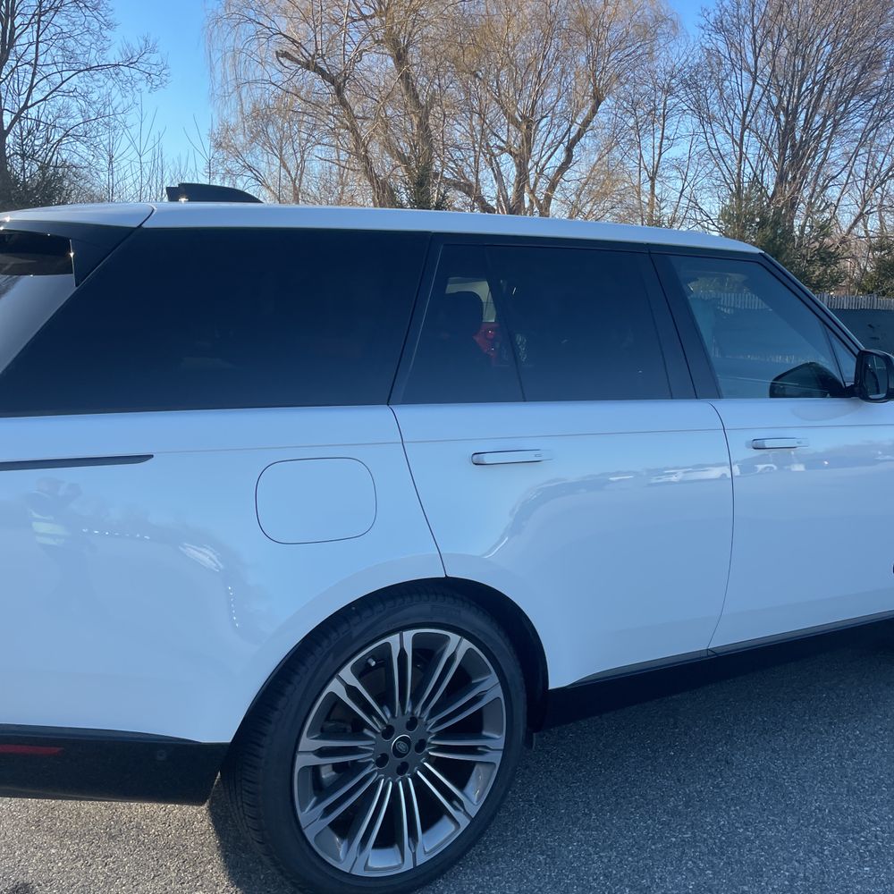 2024 Land Rover Range Rover P530 SE