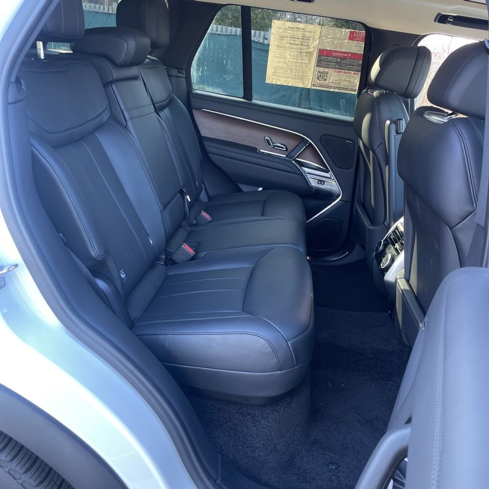 2024 Land Rover Range Rover P530 SE