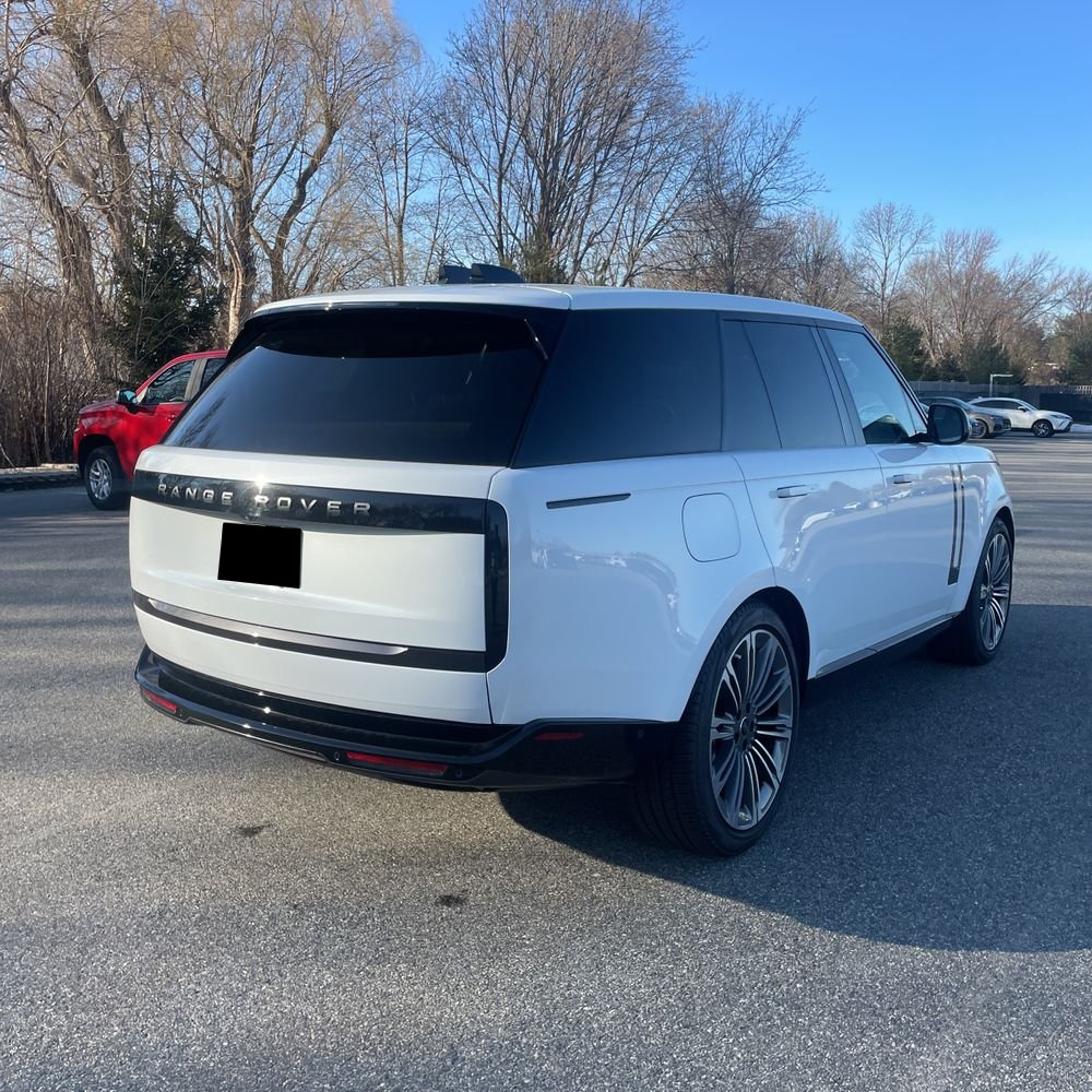 2024 Land Rover Range Rover P530 SE