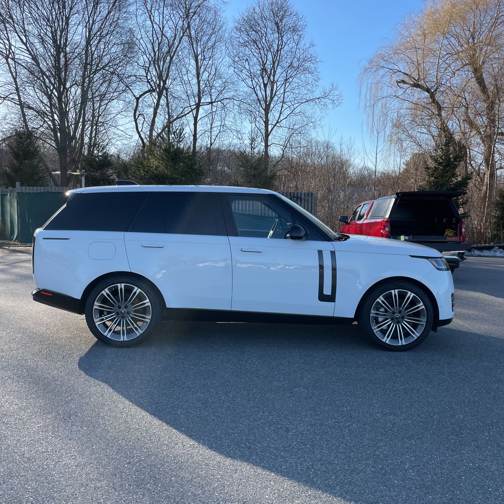 2024 Land Rover Range Rover P530 SE