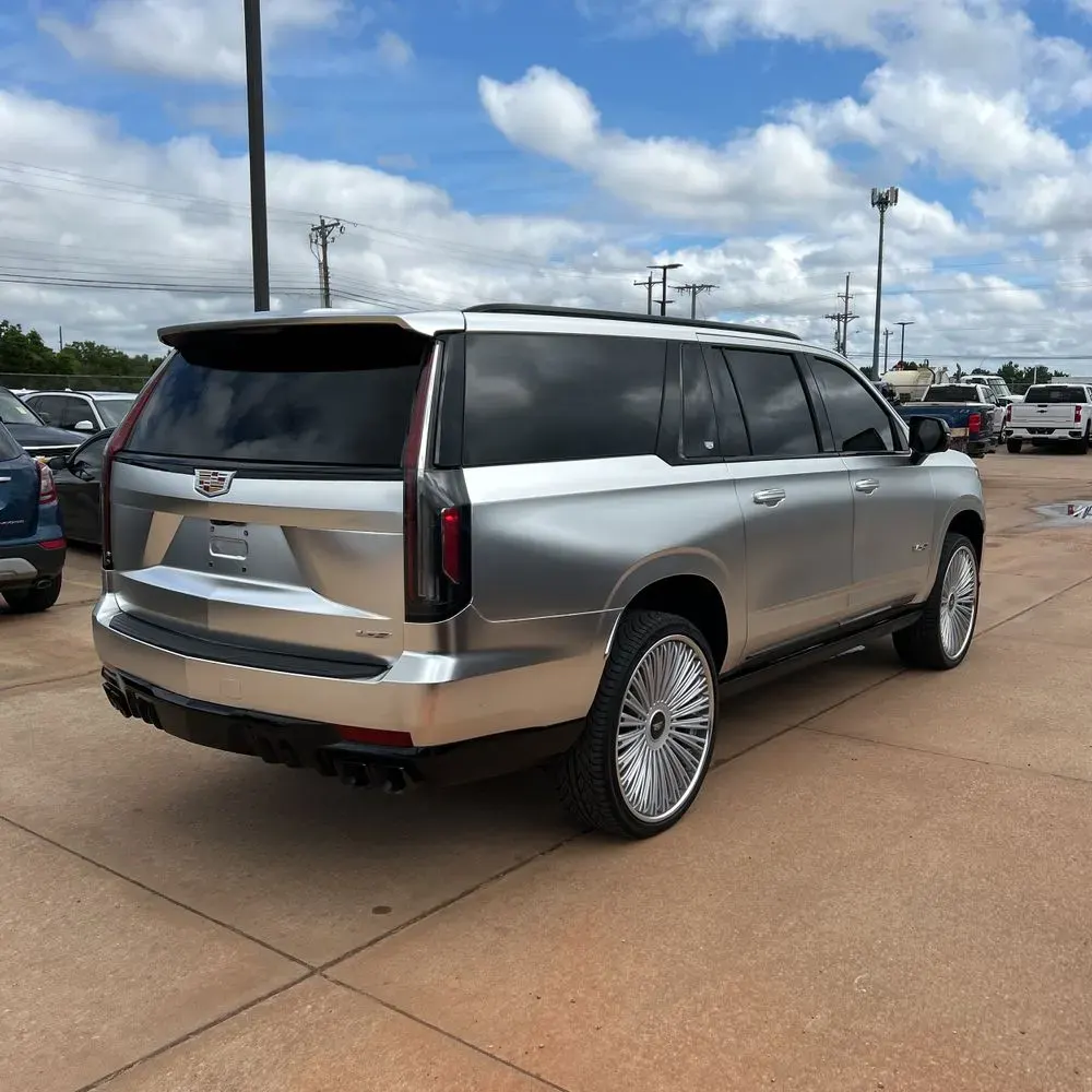 2023 Cadillac Escalade-V ESV Base