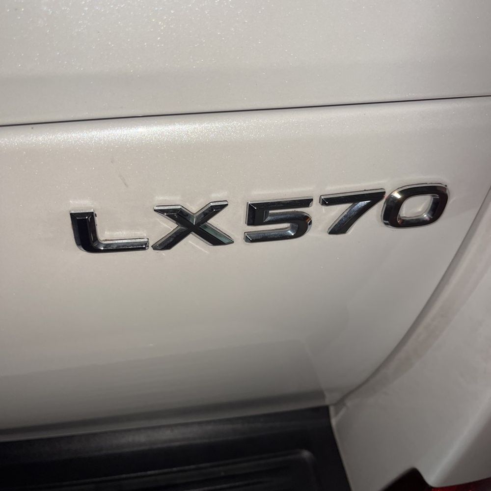 2020 Lexus LX 570 Three-Row