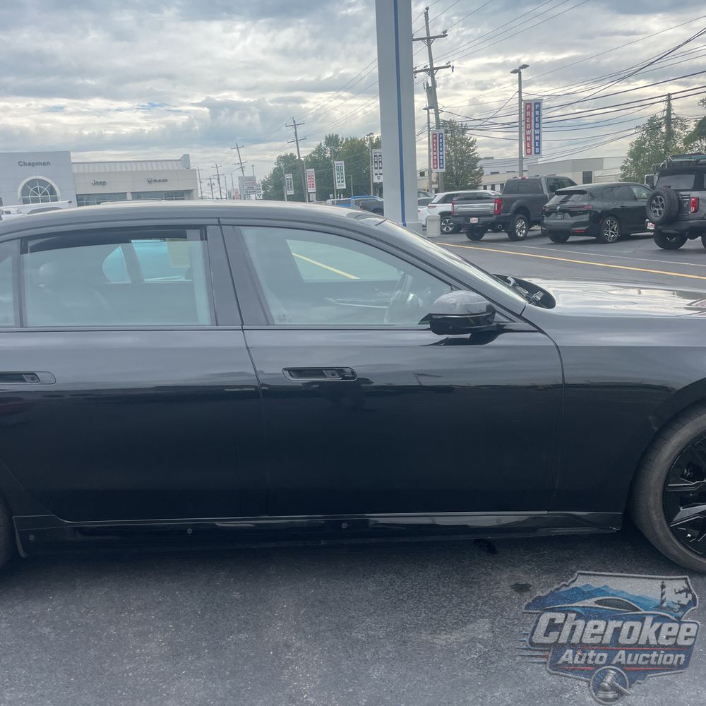 2024 BMW 7-Series 750e xDrive