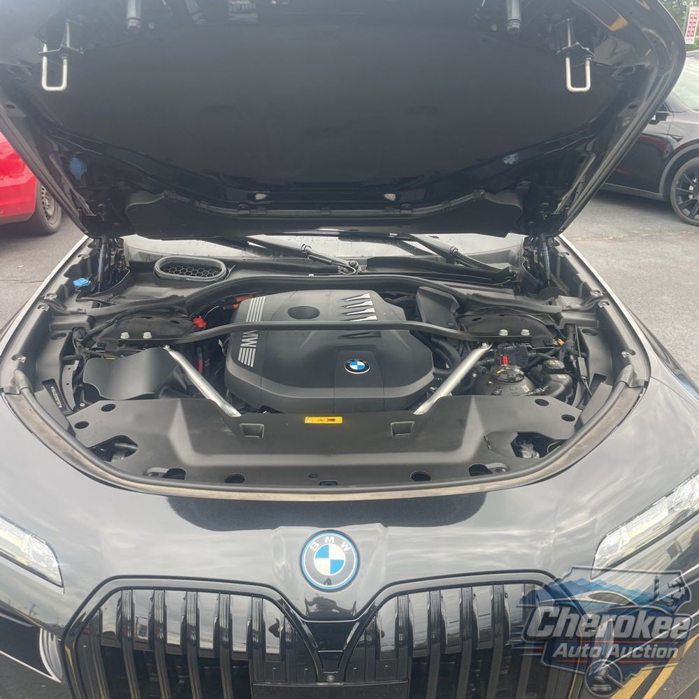2024 BMW 7-Series 750e xDrive