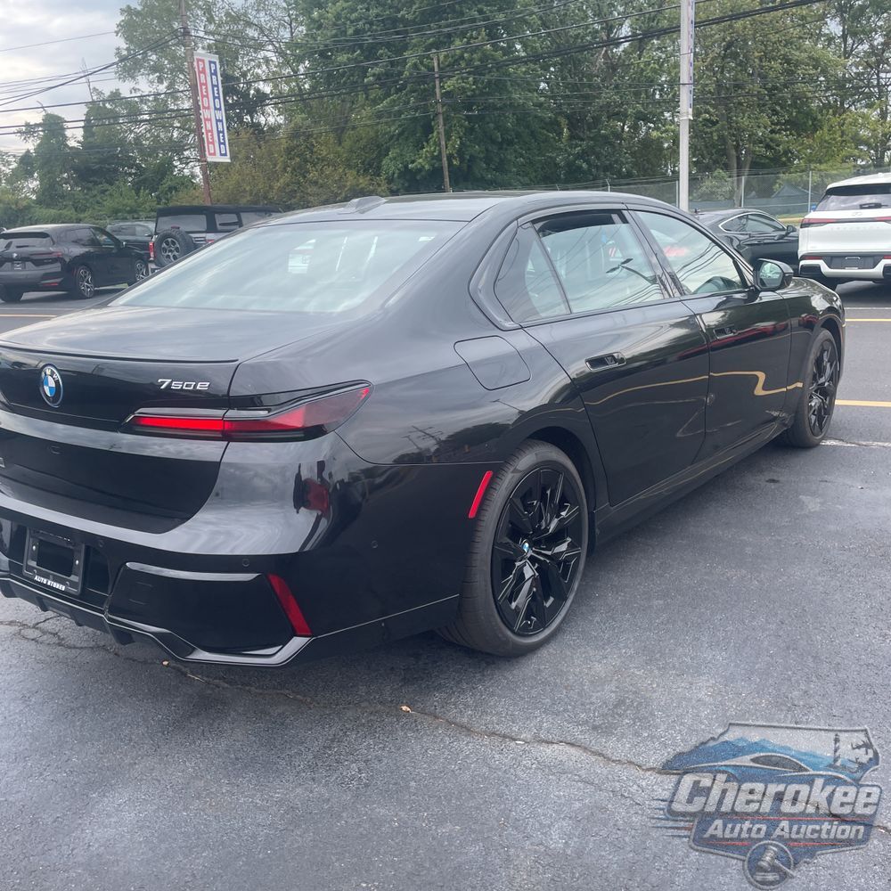 2024 BMW 7-Series 750e xDrive