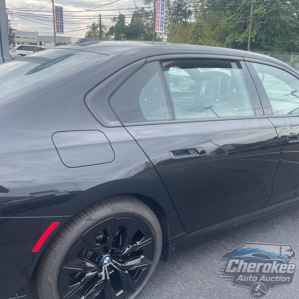 2024 BMW 7-Series 750e xDrive