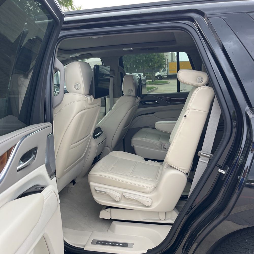 2024 Cadillac Escalade Sport Platinum