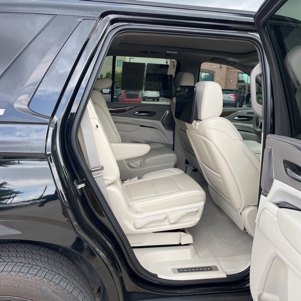 2024 Cadillac Escalade Sport Platinum