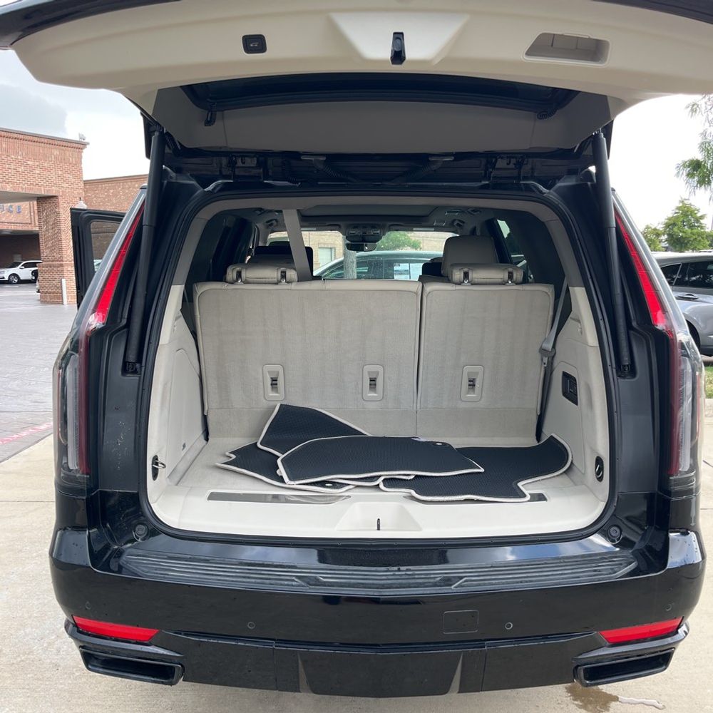 2024 Cadillac Escalade Sport Platinum