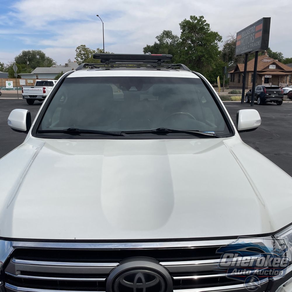 2019 Toyota Land Cruiser Base