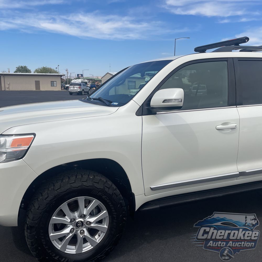 2019 Toyota Land Cruiser Base