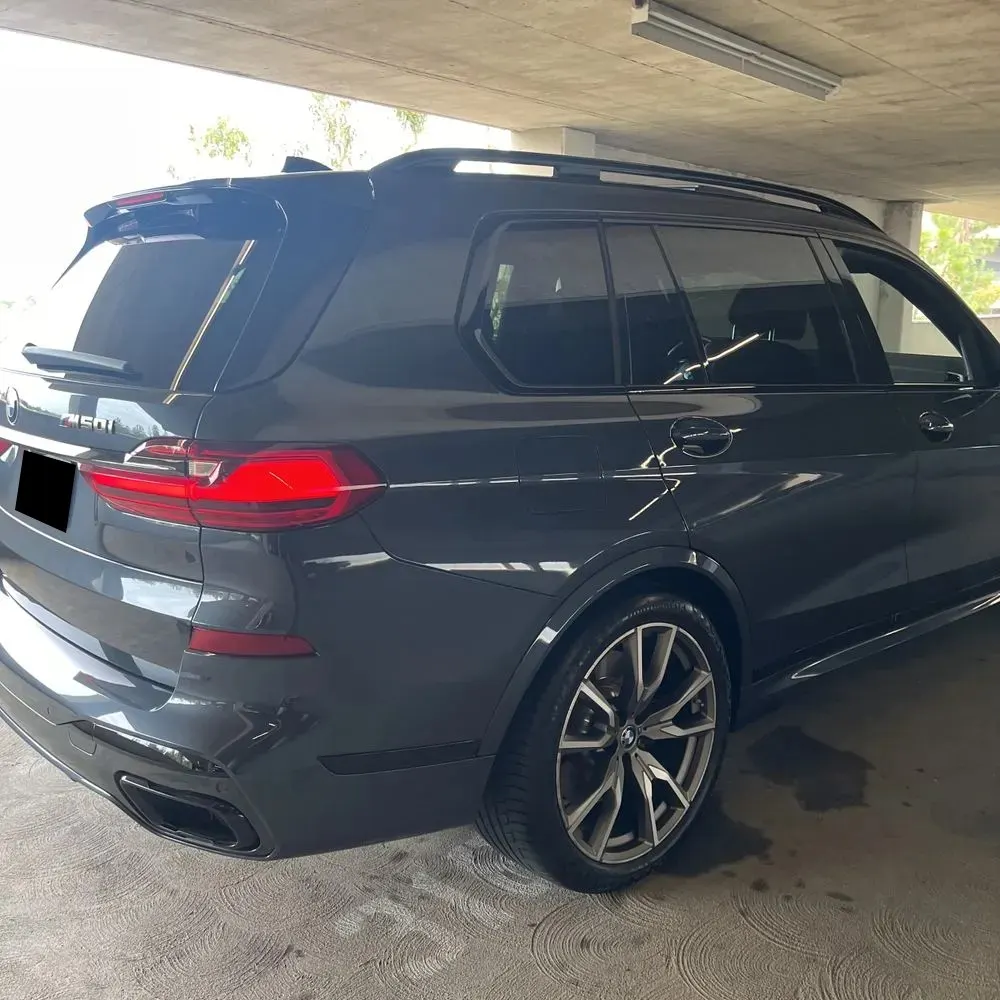 2022 BMW X7 M50i