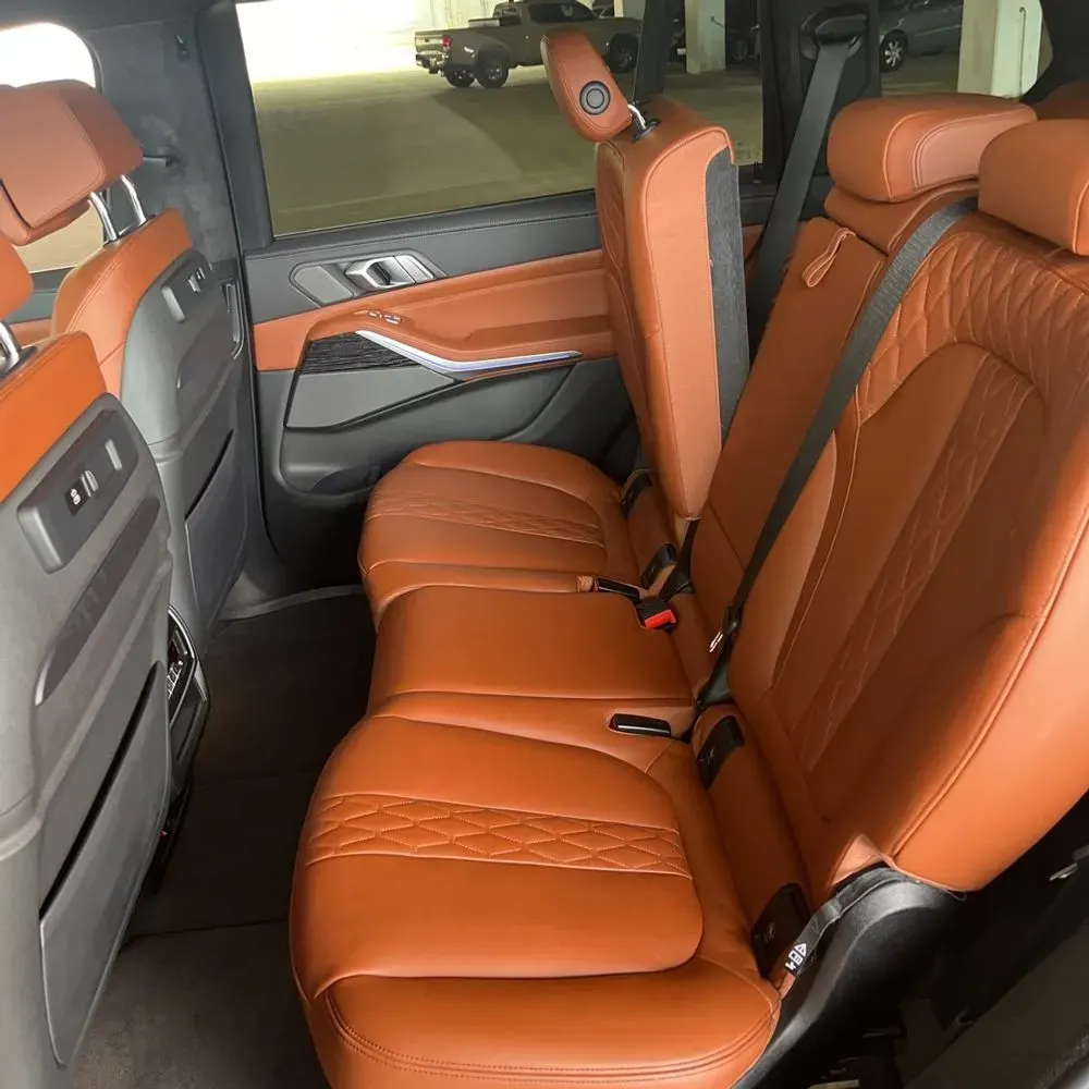 2022 BMW X7 M50i