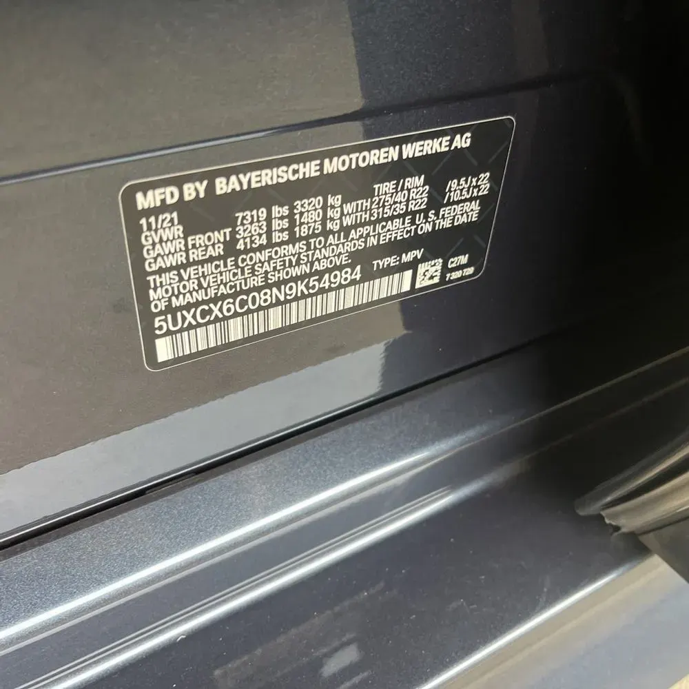 2022 BMW X7 M50i