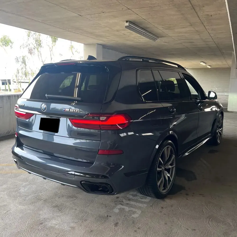 2022 BMW X7 M50i