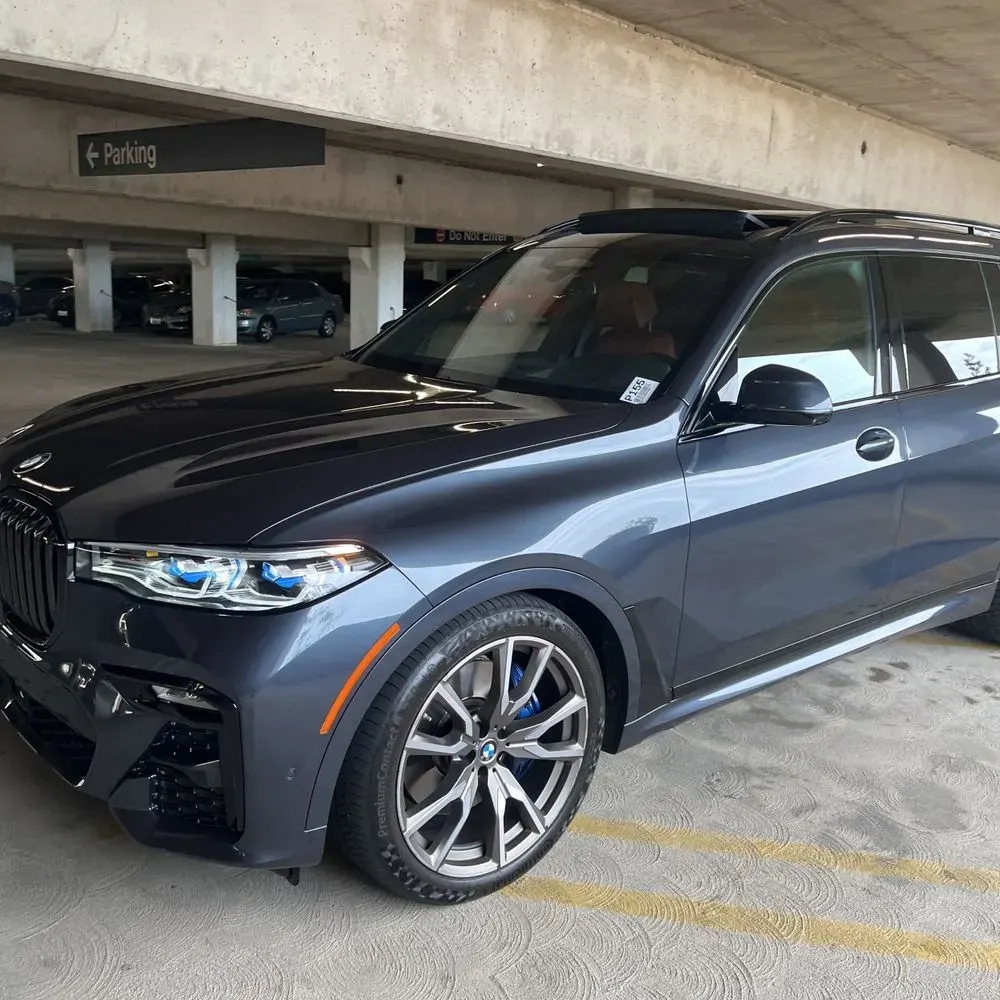 2022 BMW X7 M50i