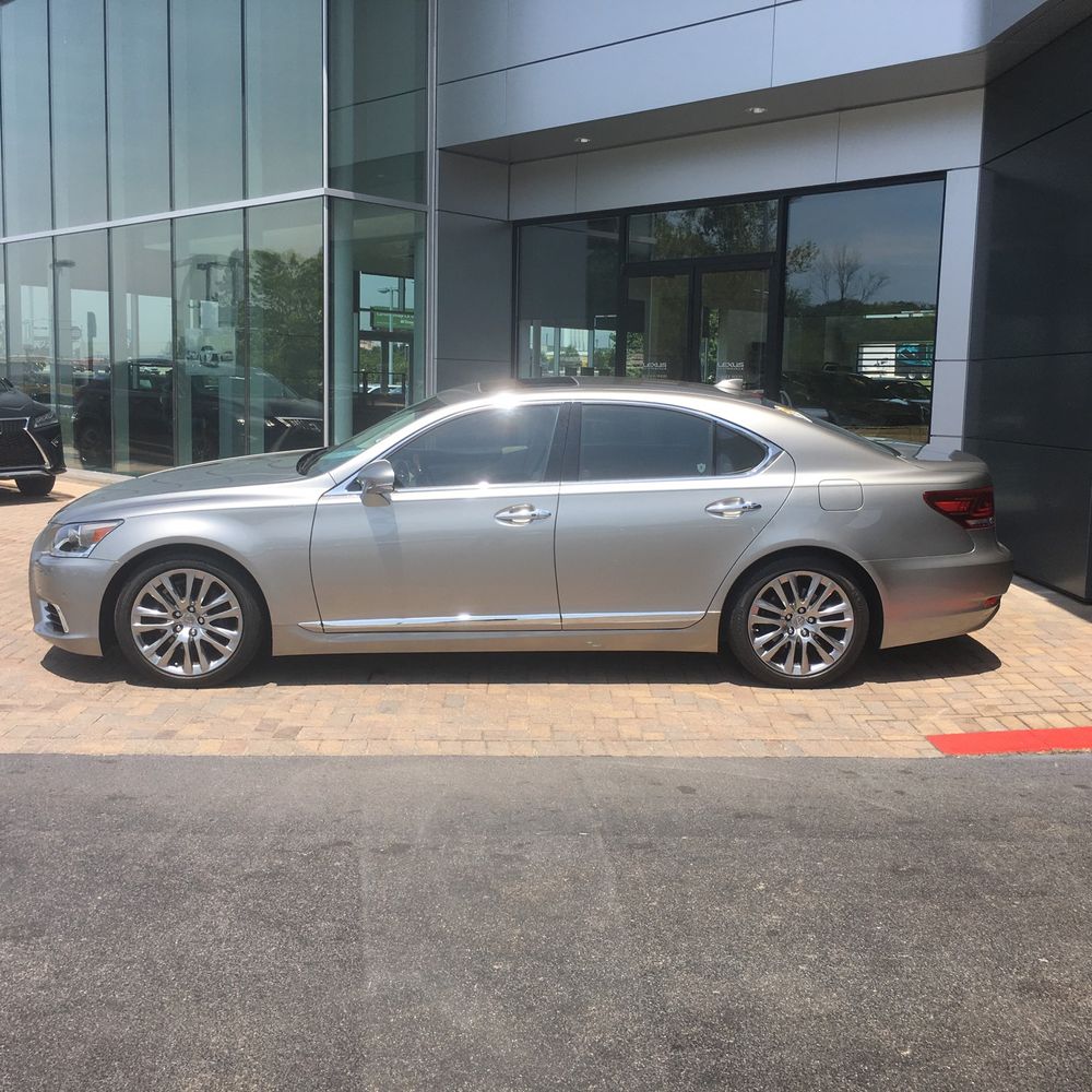 2016 Lexus LS 460 Base