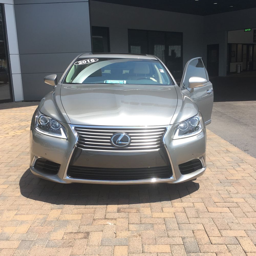 2016 Lexus LS 460 Base