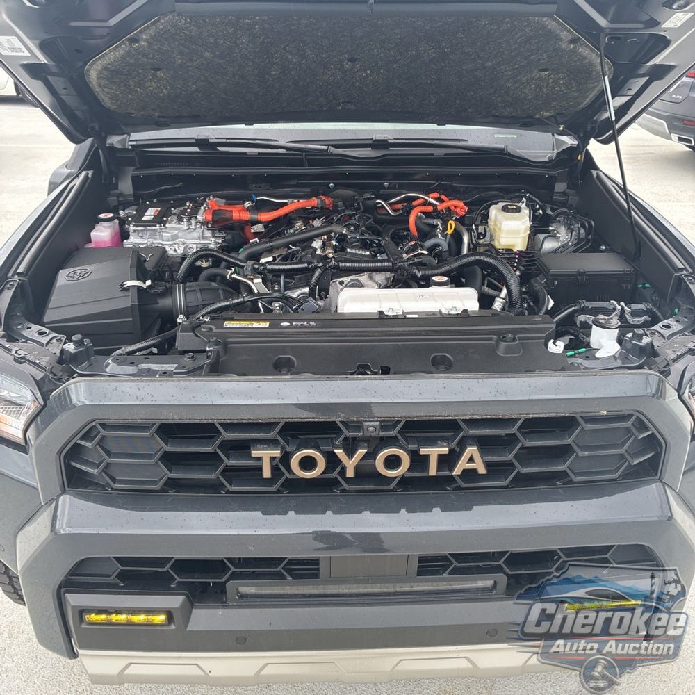2026 Toyota 4Runner Trailhunter HV