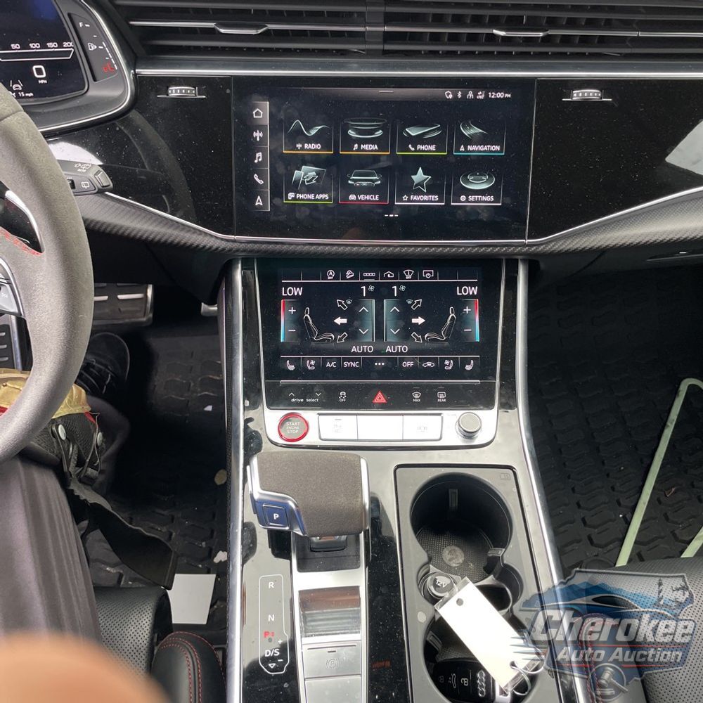 2022 Audi RS Q8