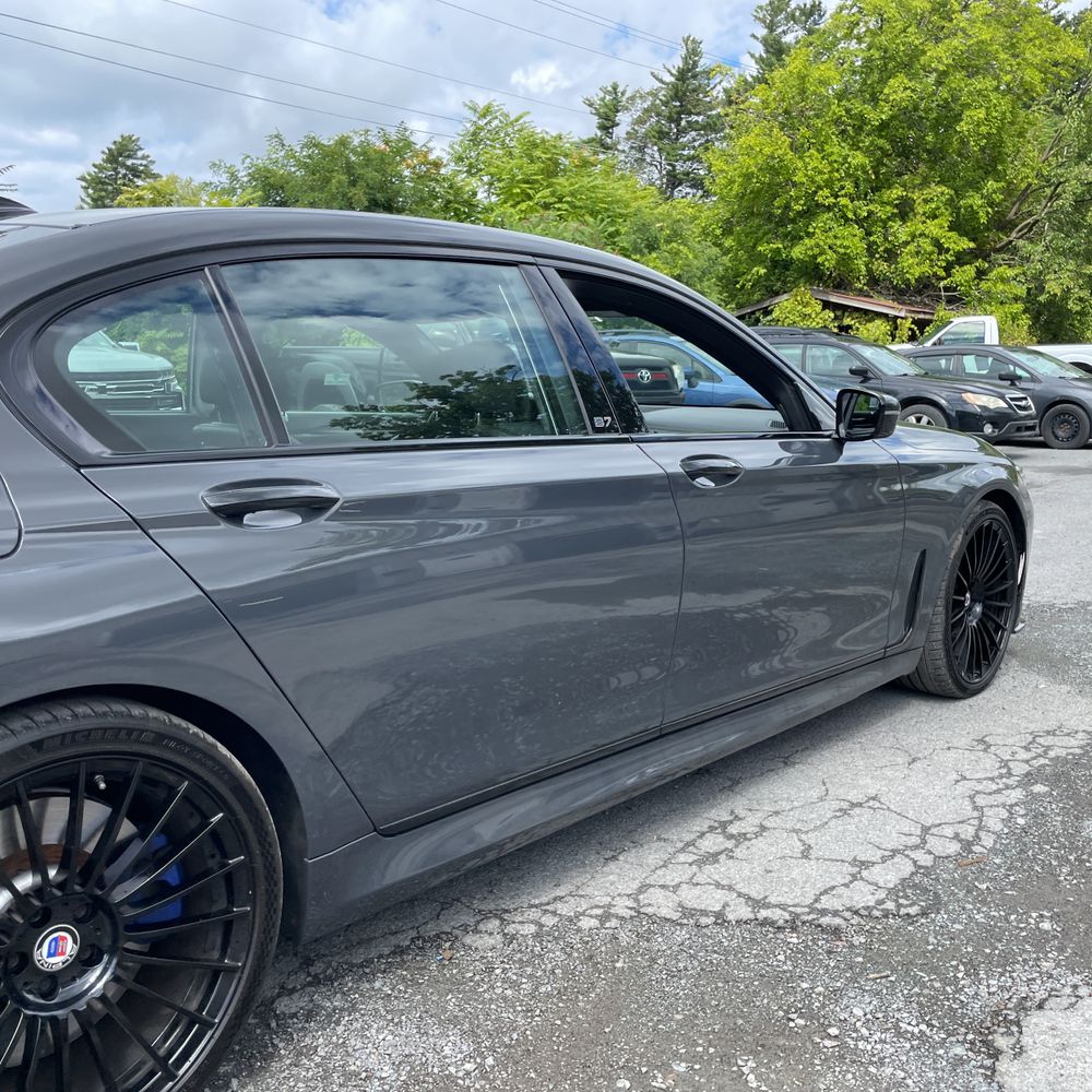 2022 BMW 7 Series ALPINA B7 xDrive