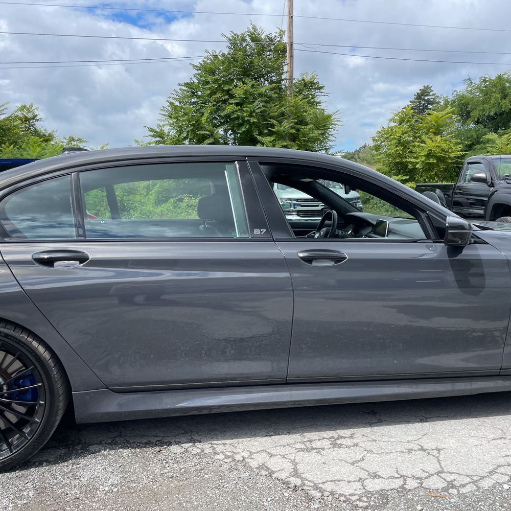 2022 BMW 7 Series ALPINA B7 xDrive