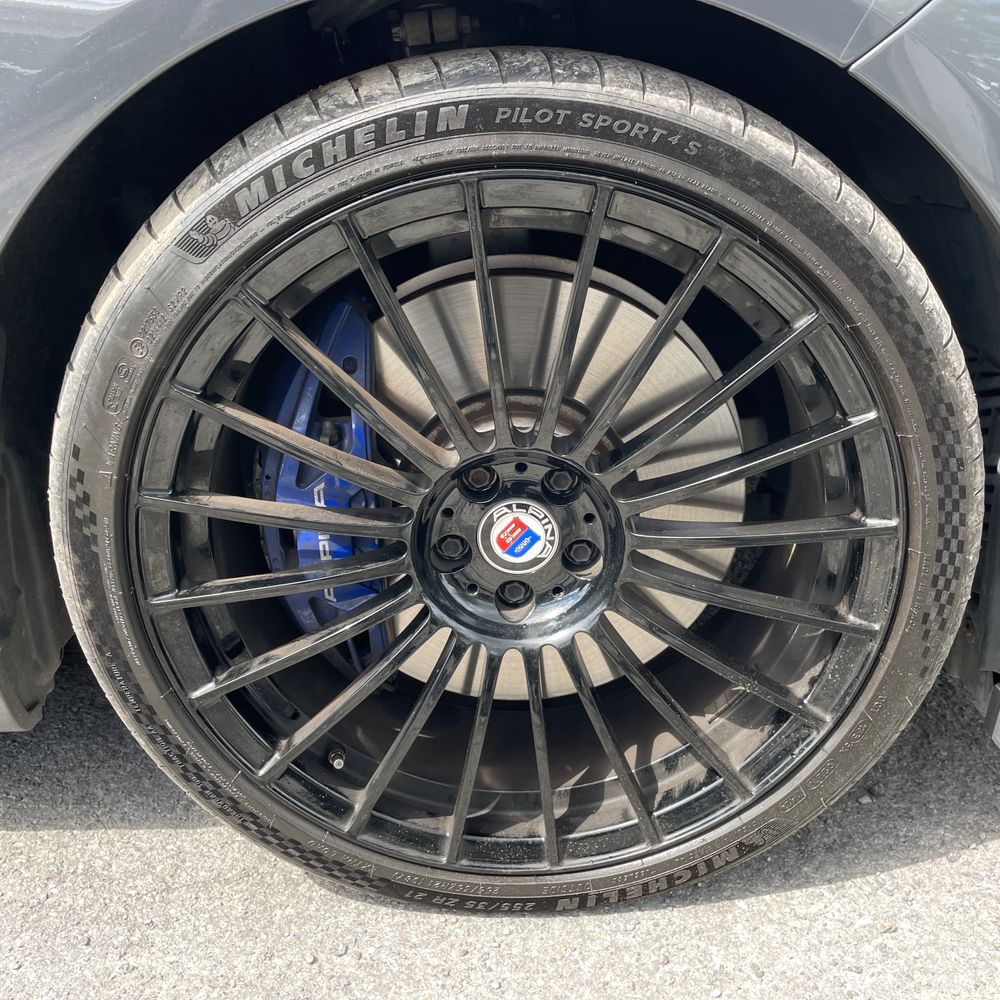 2022 BMW 7 Series ALPINA B7 xDrive