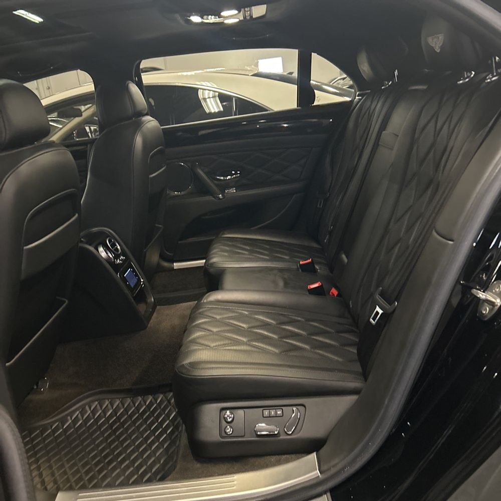2015 Bentley Flying Spur Base