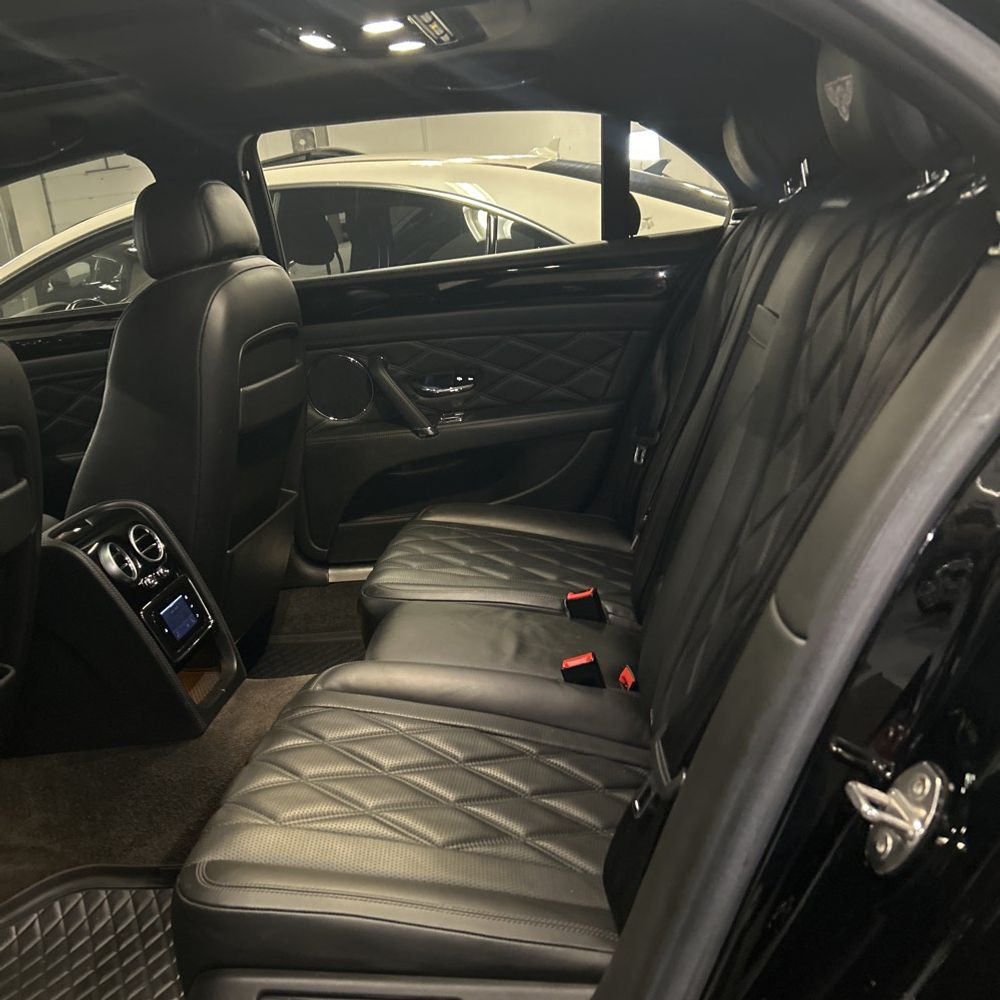 2015 Bentley Flying Spur Base