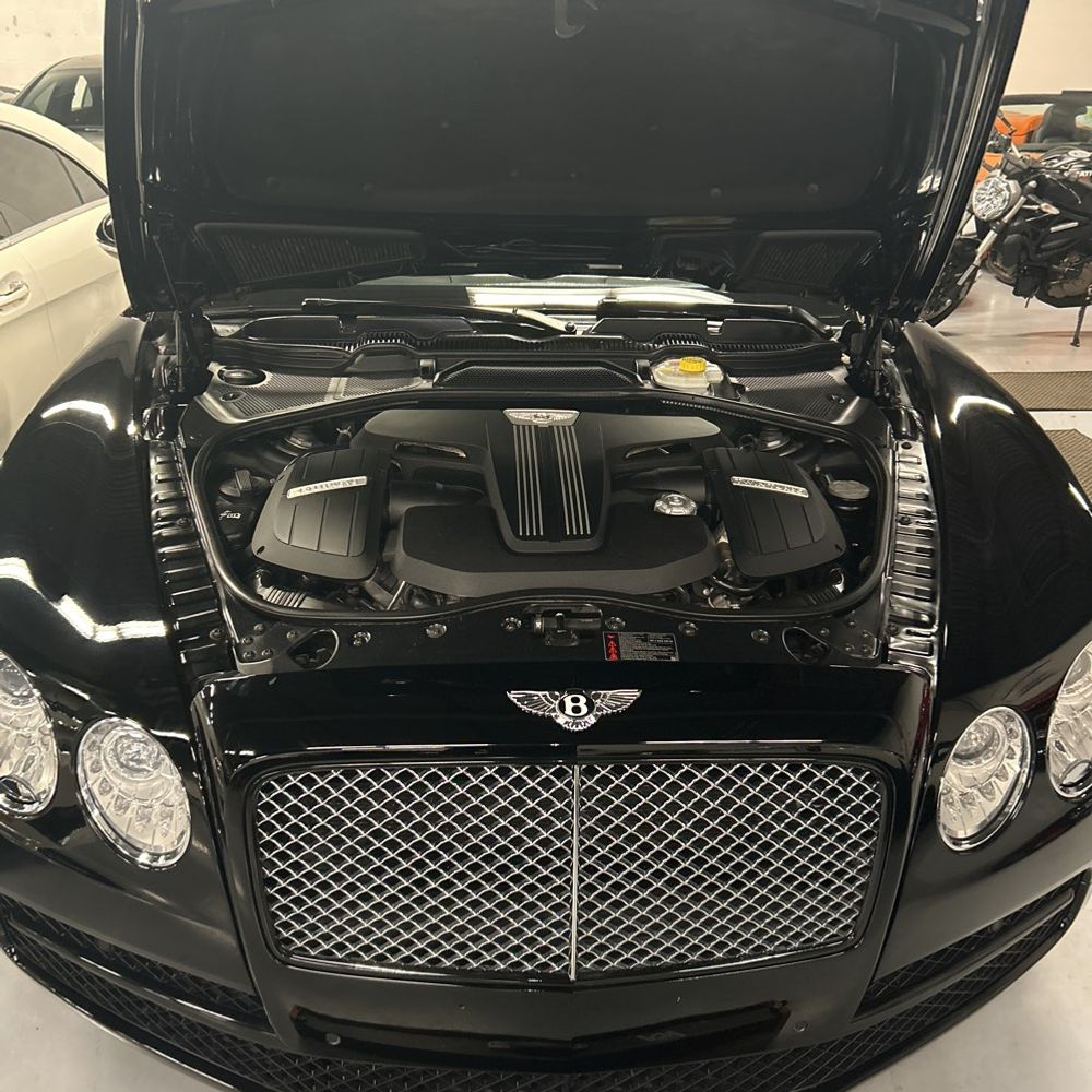 2015 Bentley Flying Spur Base