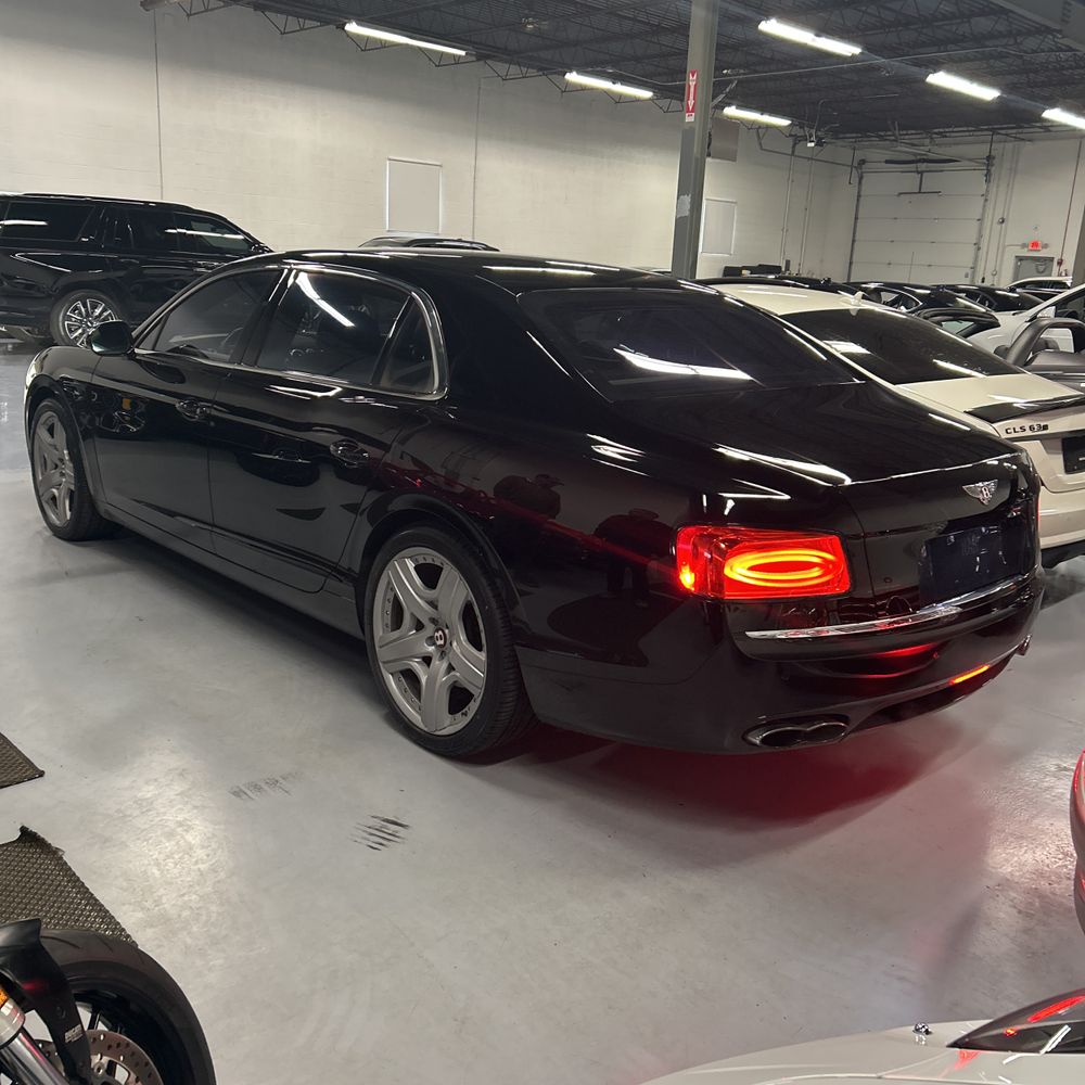 2015 Bentley Flying Spur Base