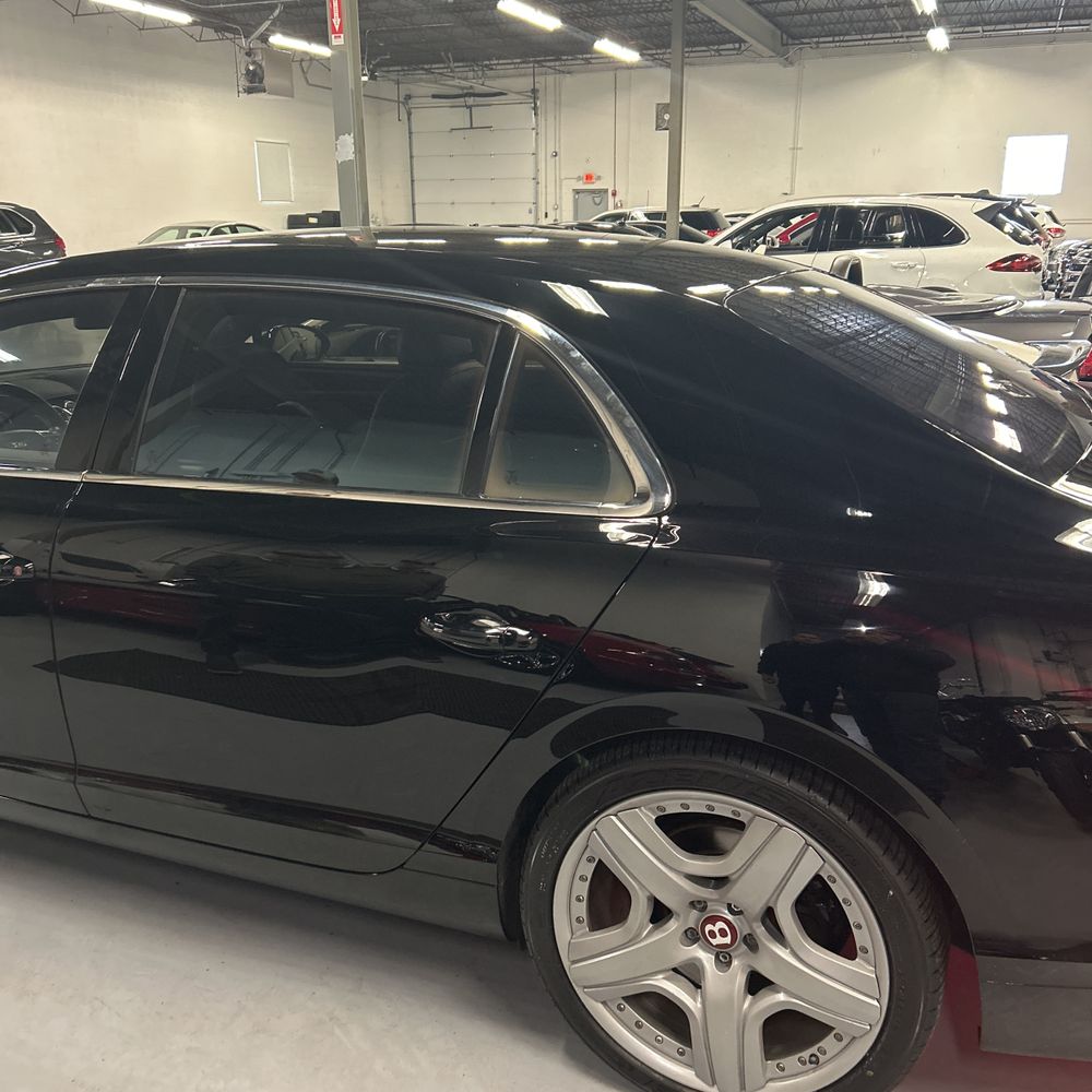 2015 Bentley Flying Spur Base