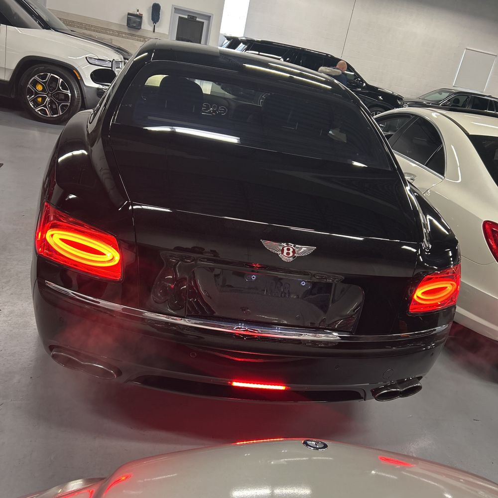 2015 Bentley Flying Spur Base