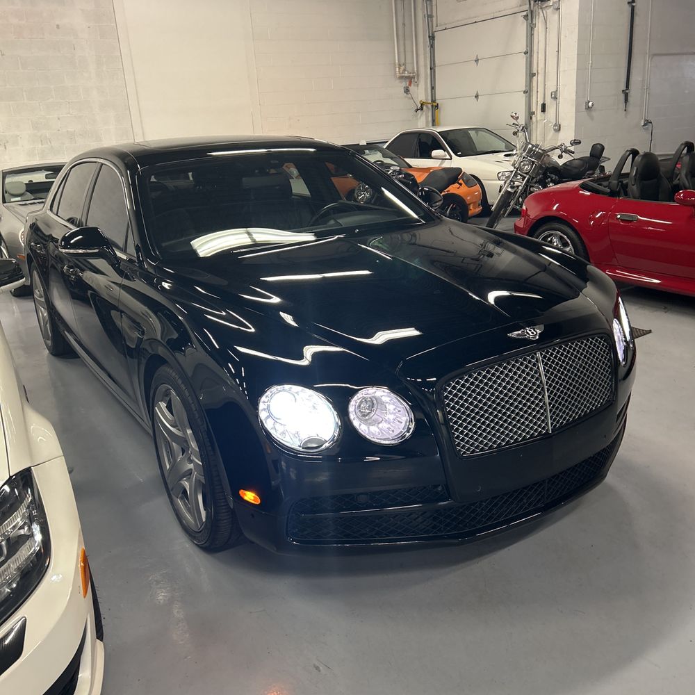2015 Bentley Flying Spur Base