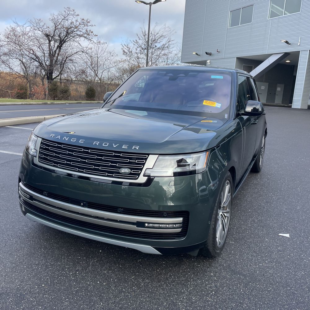 2023 Land Rover Range Rover P530 SE LWB